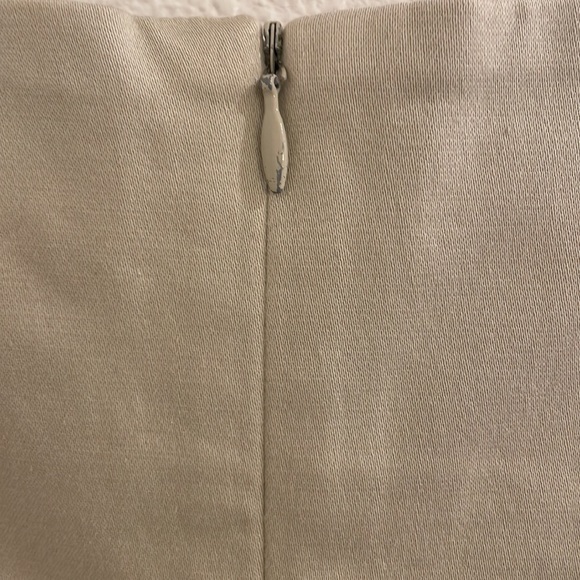 Gap sleeveless dress, size 8, khaki, knee length - Picture 3 of 4